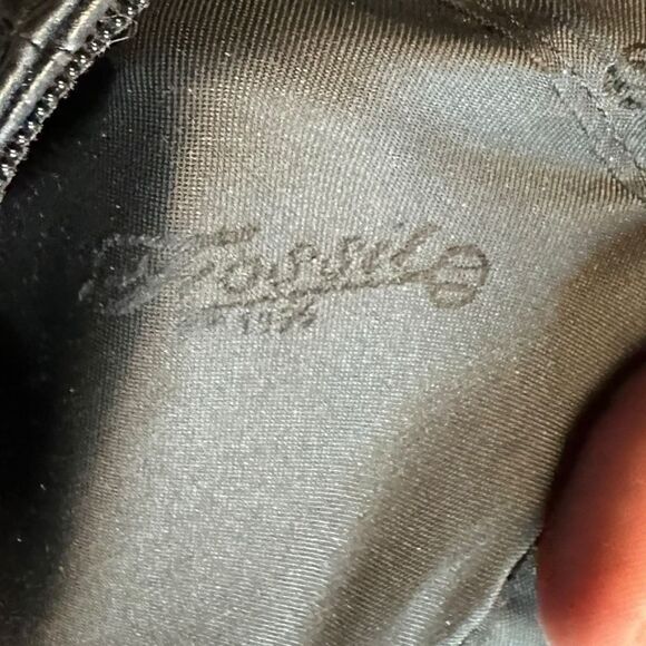 VINTAGE FOSSIL Women’s Black Whipstitch Pebbled Leather Tote Bag with Brown Hand - Picture 5 of 6